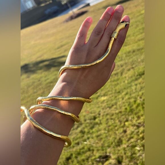 Serpenti Gold Snack Necklace-Bracelet-Multifunctional - Picture 9 of 17